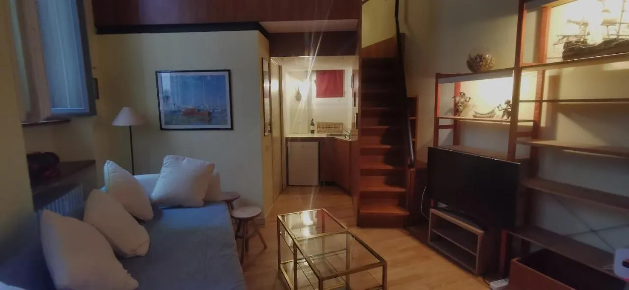 Cenacolo Apartment Milan 0*,  Italy